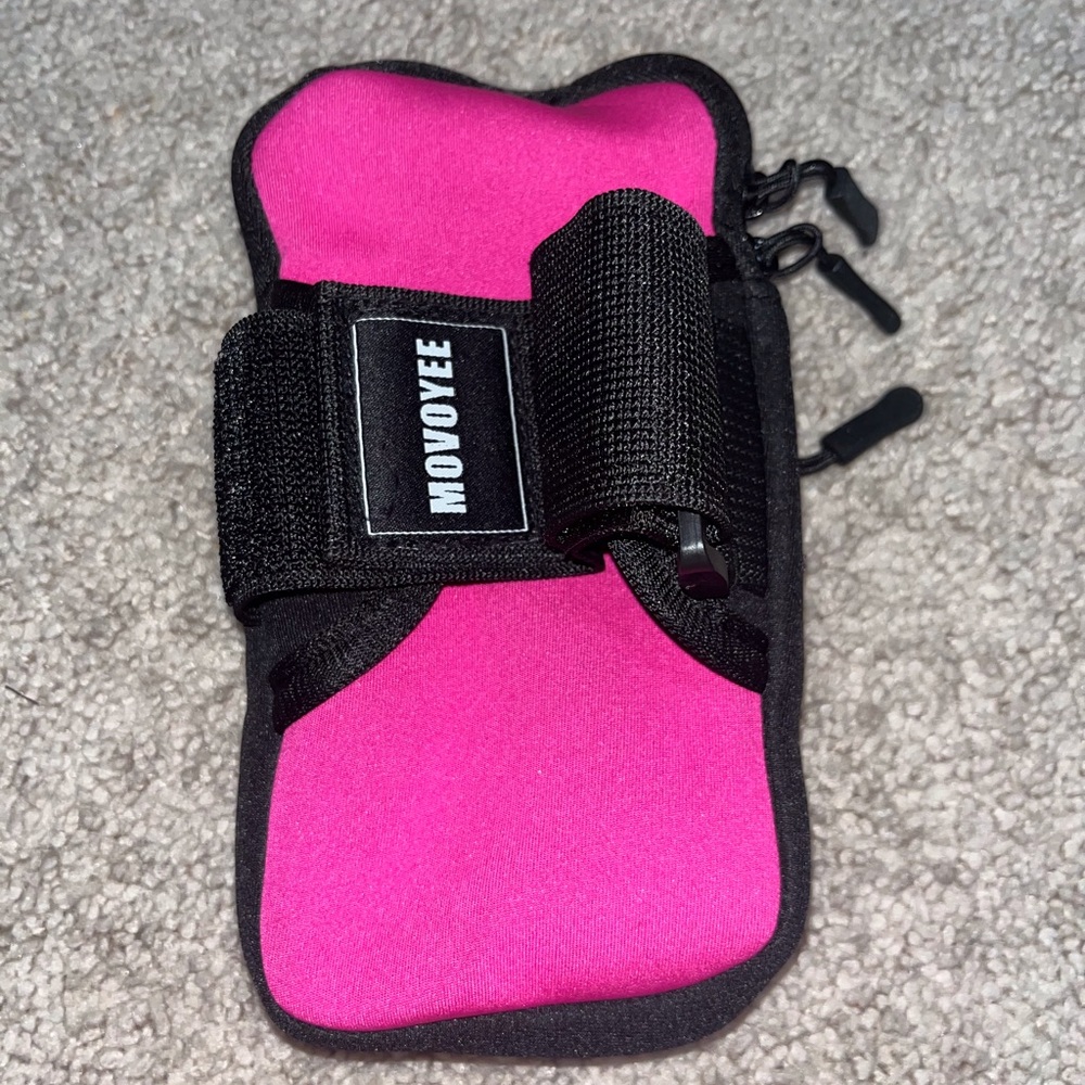 Workout Arm Pouch - Picture 2 of 4